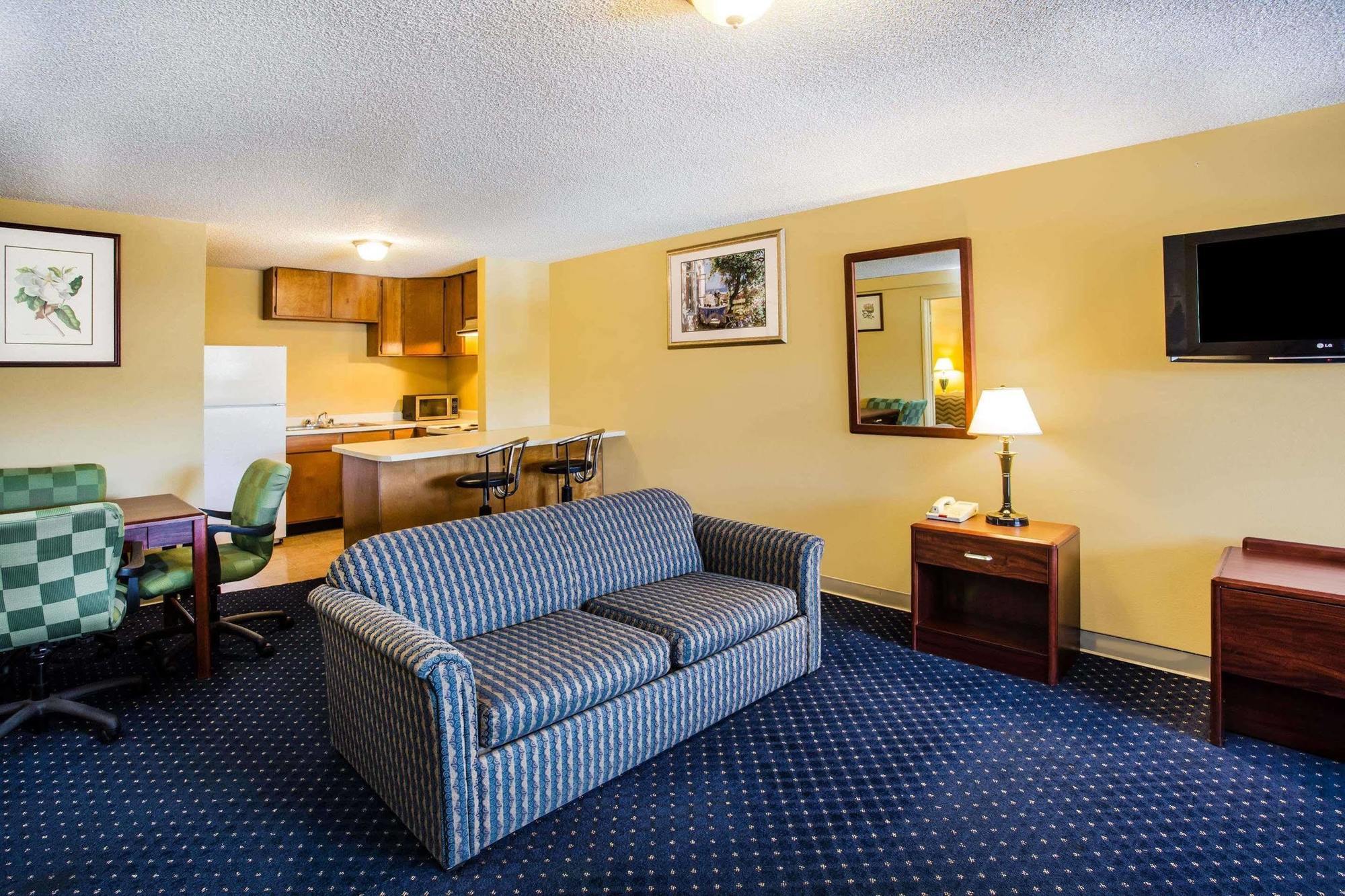 Travelodge By Wyndham Tacoma Near Mcchord Afb Exterior foto